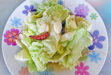 Stir-fried cabbage